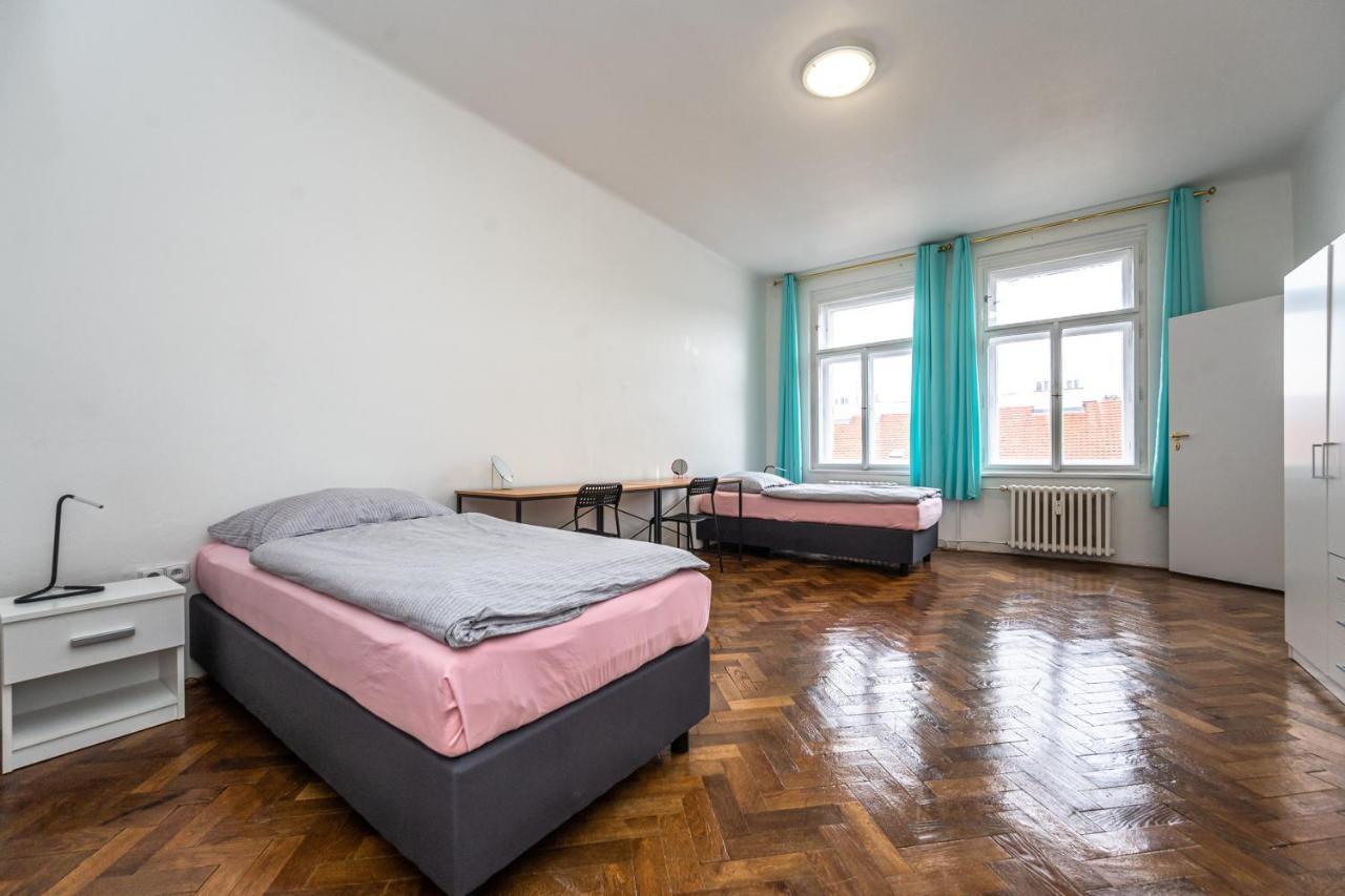 Apartments Safarikova 18 Prague Extérieur photo