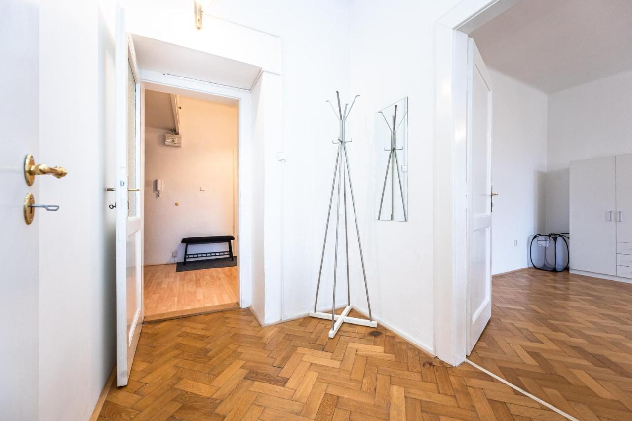 Apartments Safarikova 18 Prague Extérieur photo