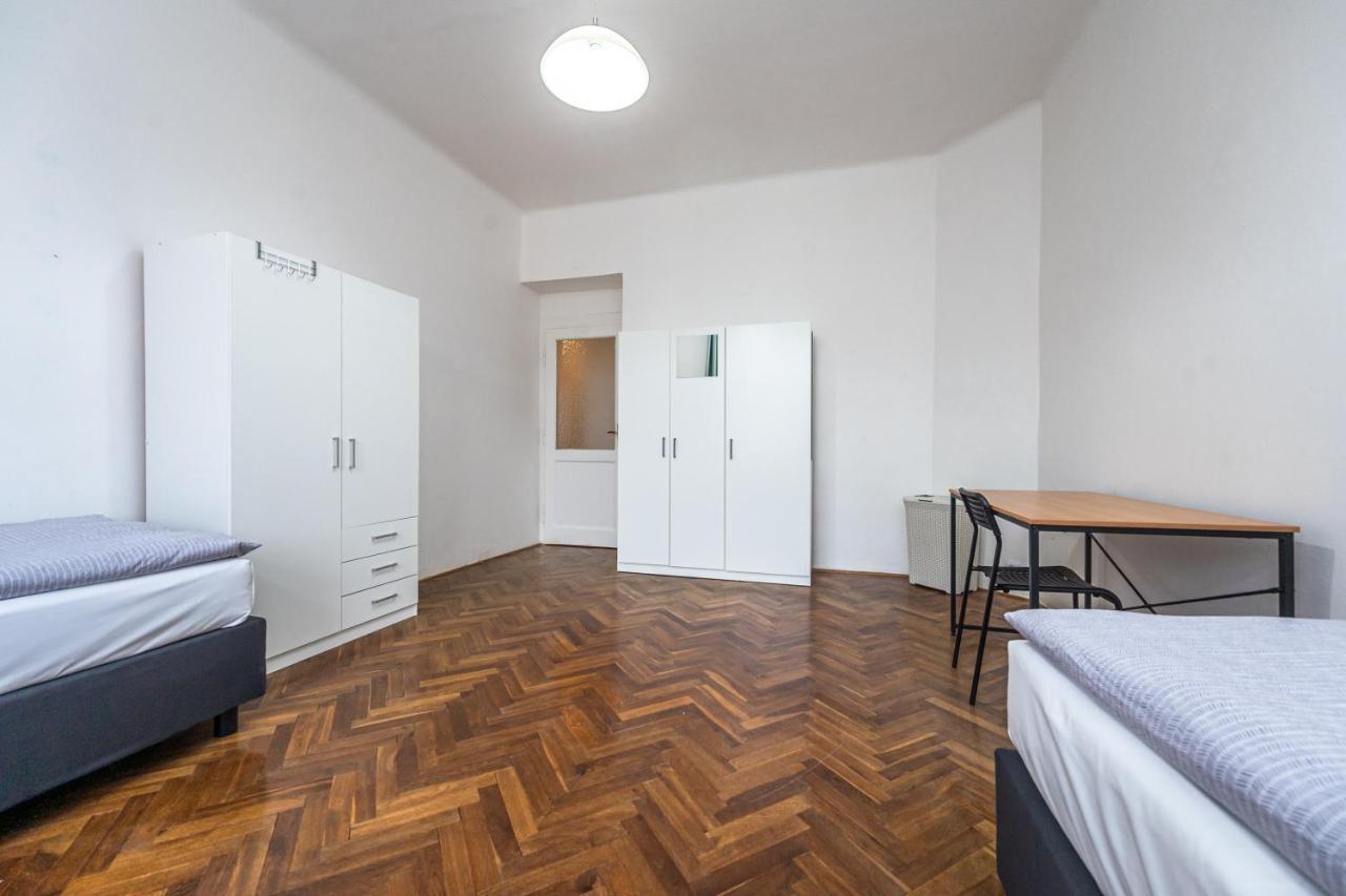 Apartments Safarikova 18 Prague Extérieur photo